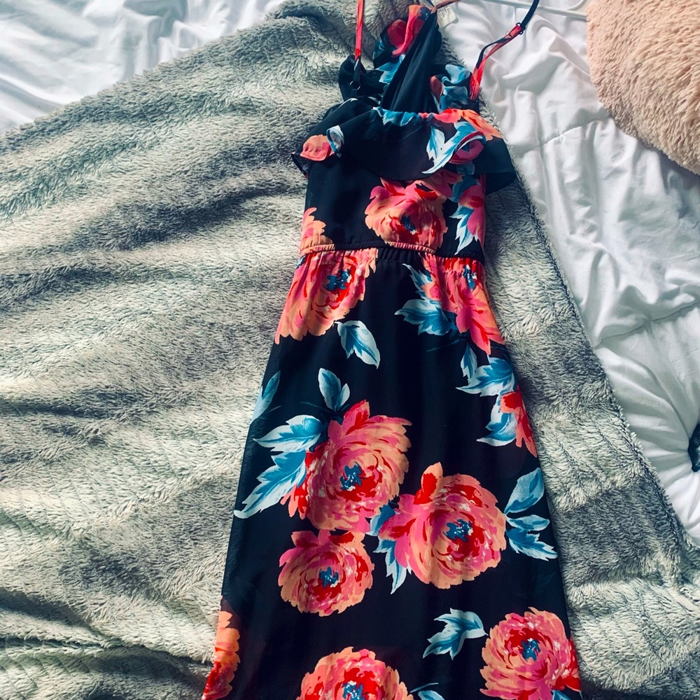 XS floral maxi dress